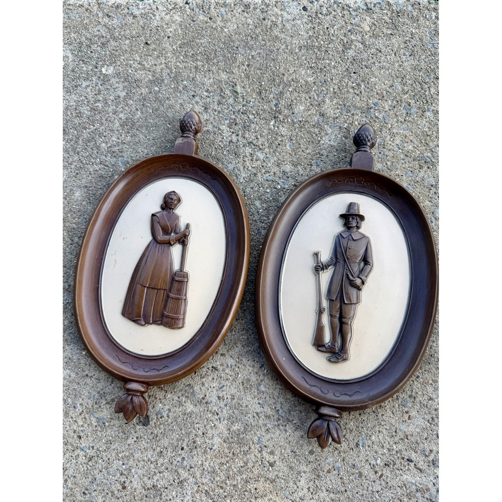 Vintage 1970 Dart Ind Colonial Man Woman Wall Plaques 4777 4778 Faux Wood Set 2